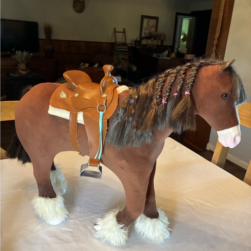 Two American Girl Prancing Clydesdale Horse BKH36 Plush Doll Horse Furry Hooves